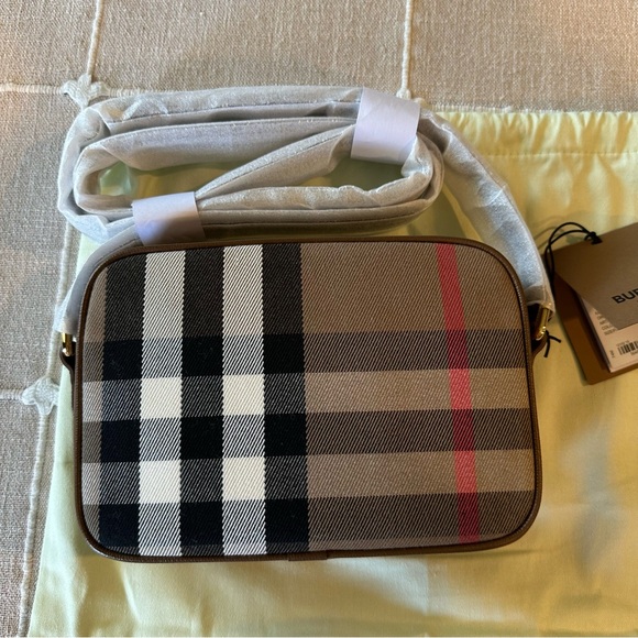 NWT Burberry | Earth Check Canvas and Leather Crossbody Camera Bag $1,050 - Picture 2 of 4